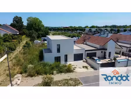 maison 141m2 / 5 pieces / 4 chambres / terrain 420m2