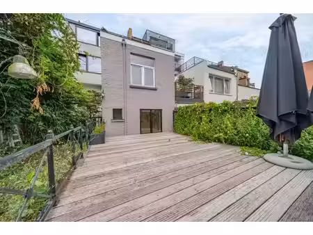 surface commerciale à vendre à uccle (rbw72129)
