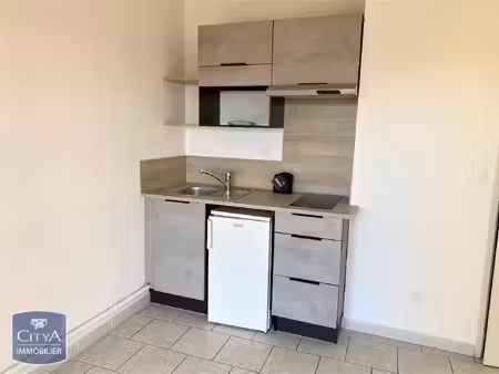 appartement à louer 2 pièces 37.85 m² - port-saint-louis-du-rhône (13) - 670€