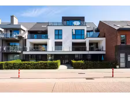 appartement te koop in sint-jan-in-eremo met 2 slaapkamers