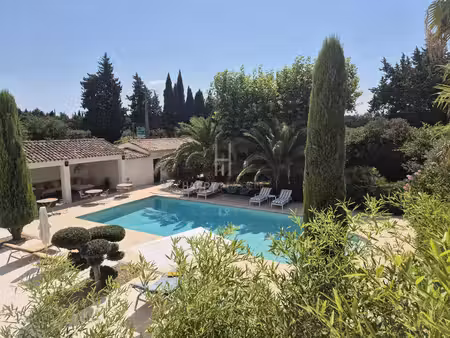 vente immeuble 440 m² noves (13550)