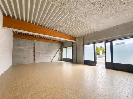 location commerce harfleur 76700 100m²