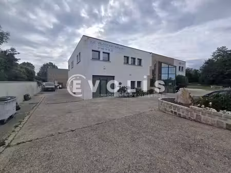 location bureaux 30 m² à 66 m²