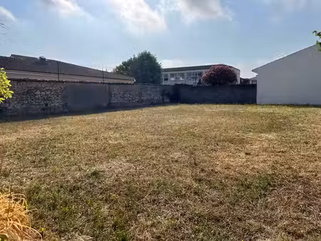 vente terrain 645 m² cognac (16100)