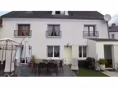 location maison 4 pièces 115 m² à montreuil-aux-lions (02310)  930 €
