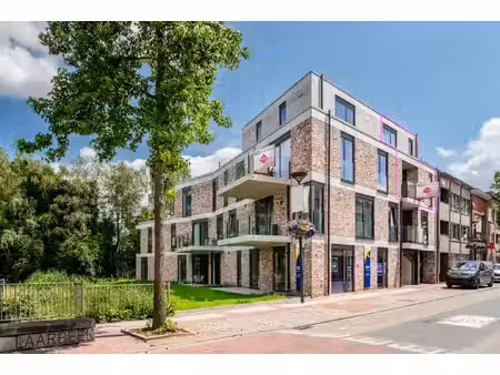appartement te koop in zwijndrecht met 2 slaapkamers