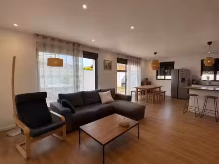 location meublée maison 5 pièces à boucau (64340)  1 695 €