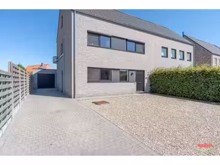 huis te koop in ravels met 5 slaapkamers