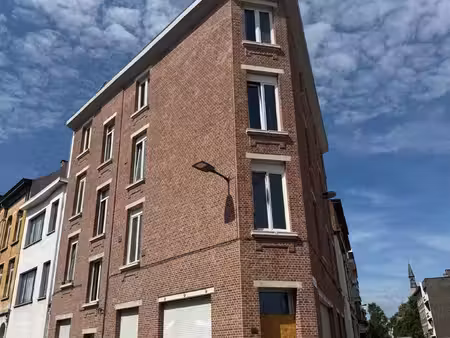 commercieel te koop in antwerpen met 9 slaapkamers