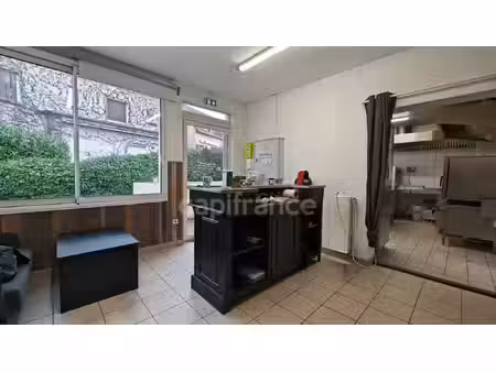 local professionnel à vendre orsay 5 pièce(s) 68m2 69 000€