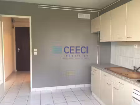 location appartement 1 pièce 29m² soissons 02200
