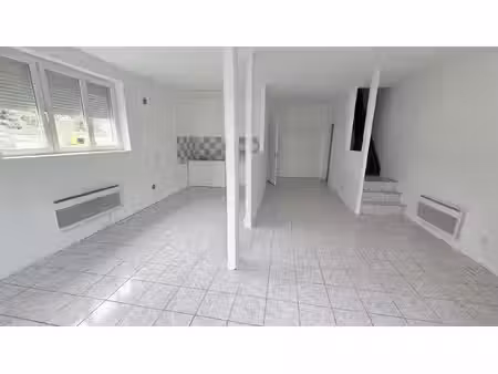 location maison 3 pièces 82m² pont a vendin 62880