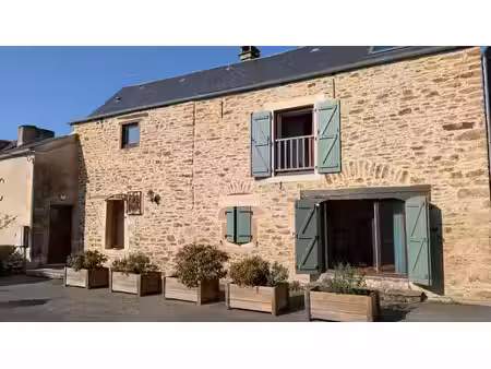 location maison 5 pièces 87m2 manhac 12160 - 770 € - surface privée