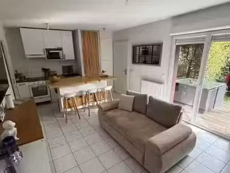 location appartement 2 pièces 41 m² à saint-jean-d’illac (33127)