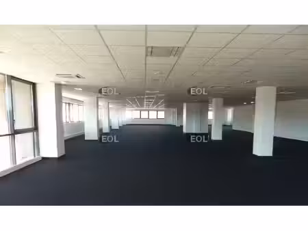 location bureaux 155 m²