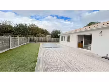 location maison 4 pièces 84 m² à lège (33950)