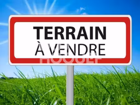 terrain non constructible à 5 minutes de fontenay !