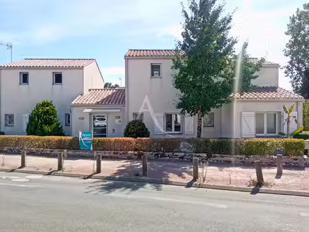 achat local professionnel 98m²