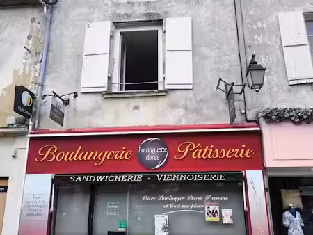 vente locaux professionnels 5 pièces 155 m² à saint-jean-d'angély (17400)  179 000 €