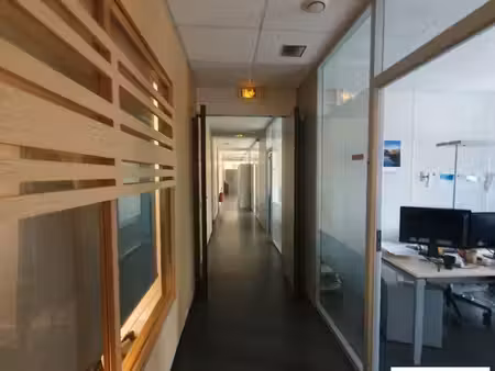location bureaux 294 m² à 7 565 m²