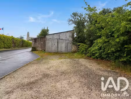 garage à vallet (44330)