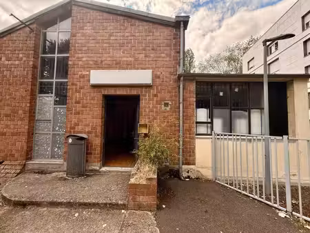 vente commerce evry courcouronnes 91000 153m²