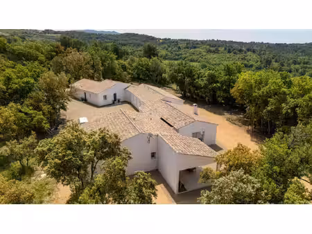 a vendre en exclusivite ! propriété à beaudinard sur verdon 296 m2 sur un terrain de...