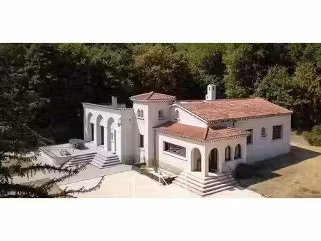 maison avec piscine et jardin beaumont-les-valence (26)