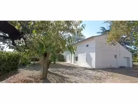 vente maison 4 pièces 116 m² à le fieu (33230)  220 500 €