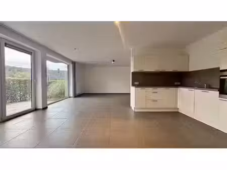 appartement à louer à rue des vergers 33 hotton (vbe57908)