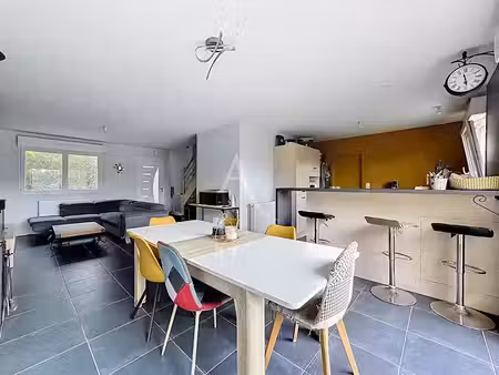 vente maison 5 pièces 111 m² à bellevigne-en-layon (49750)  242 700 €