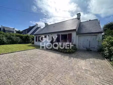 maison de plain-pied dans le bourg monterblanc