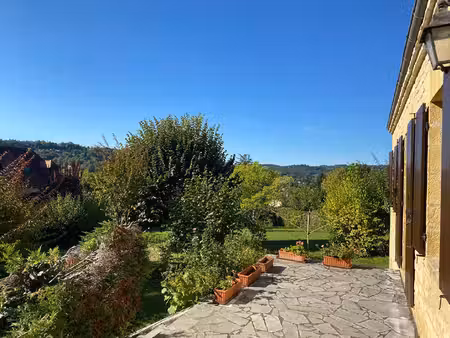 périgourdine de charme avec une belle vue
