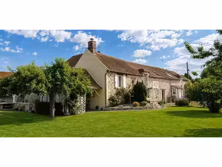 maison avec piscine et jardin houdan (78)