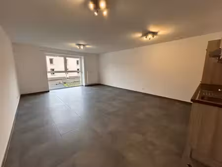 [#2] duplex avec 2 chambres & 2 parkings - 1250 eur/mois