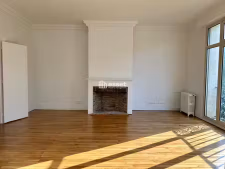 appartement de luxe à louer dans le quartier saint james-général koenig