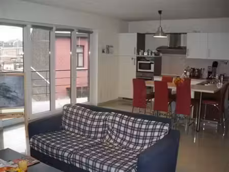 bel appartement en bon état avec 2 chambres situé à ans