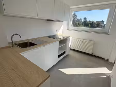 appartement 1 chambre à waremme  peb c