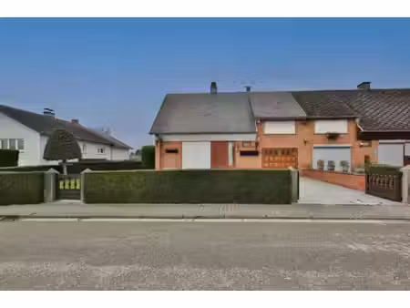 jolie maison avec jardin dans le centre de marchin