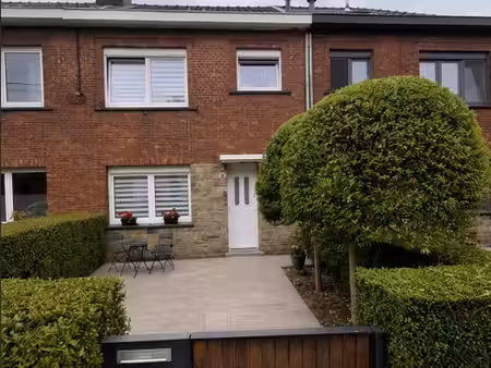 maison unifamiliale rénovée   4 ch  jardin terasse et garage