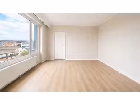 appartement 1 chambre lumineux à saint-josse