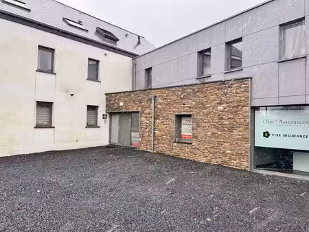 1 à 2 bureaux à recogne