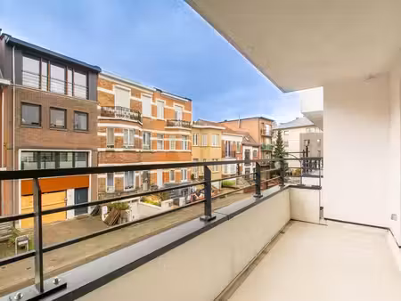 appartement à louer à evere € 1.200 (lr3oa) - skyline renting | zimmo