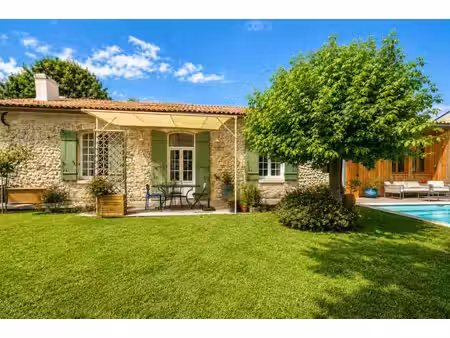 ferme à vendre dans le quartier jean-moulin