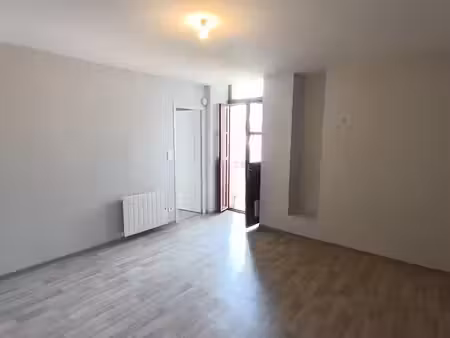location appartement 2 pièces 39 m² à capdenac-gare (12700)  450 €