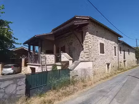 location maison 4 pièces 90 m² à bagnac-sur-célé (46270)  640 €