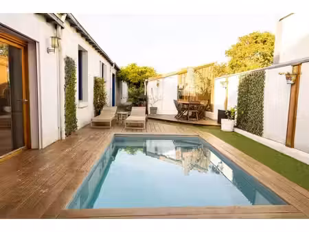 maison de luxe à vendre à la rochelle