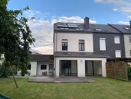 maison de ville 5 ch avec jardin au centre d'arlon