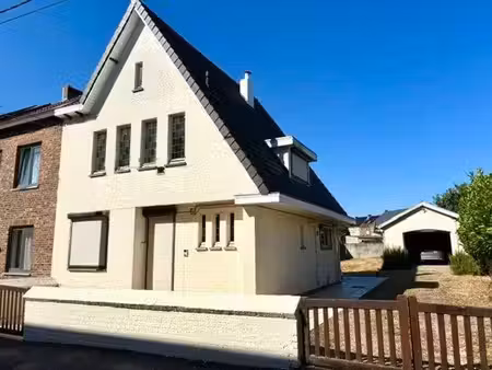maison 3 façades avec jardin à chapelle