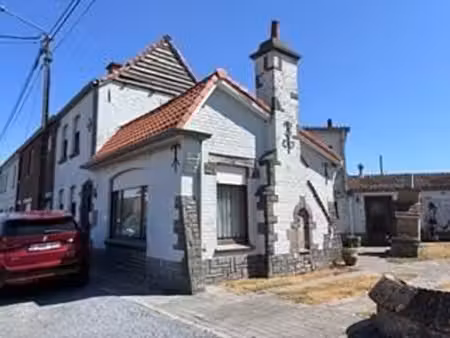maison d'habitation  travaux à prévoir